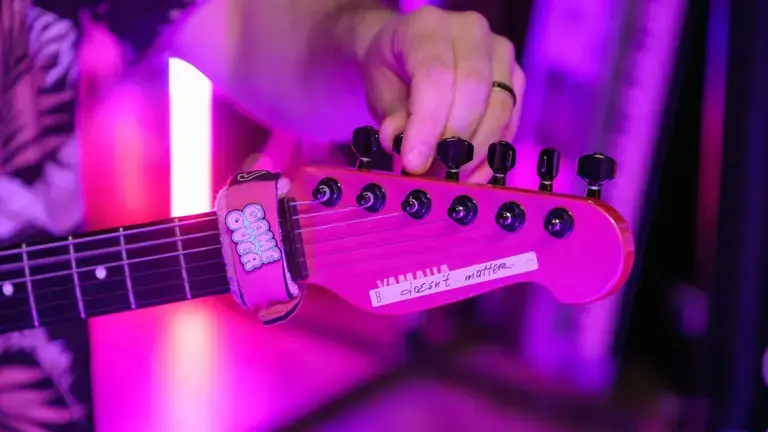 Guitar Tuning Pegs