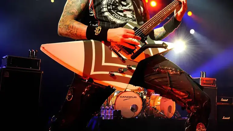 Wireless guitar systems