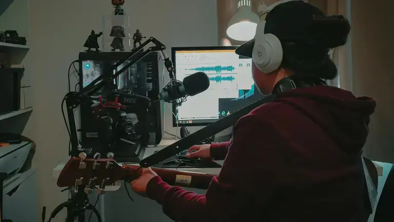Guitarist Recording