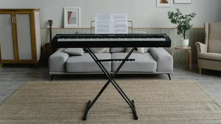 Keyboard on stand
