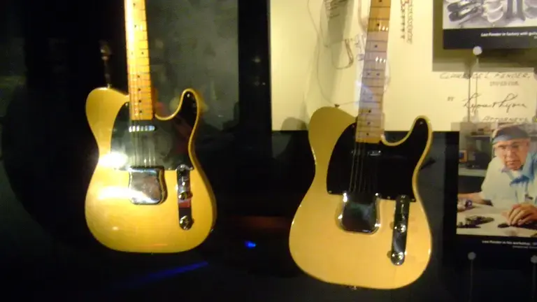 Vintage Guitars