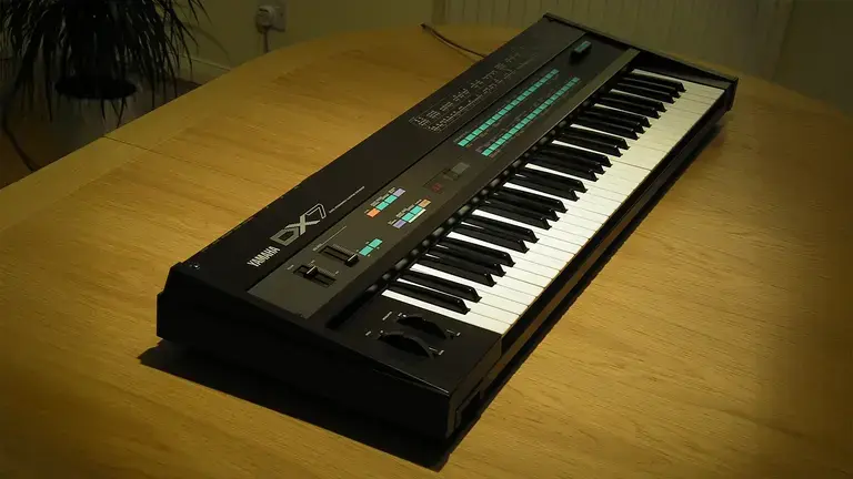 Yamaha DX7