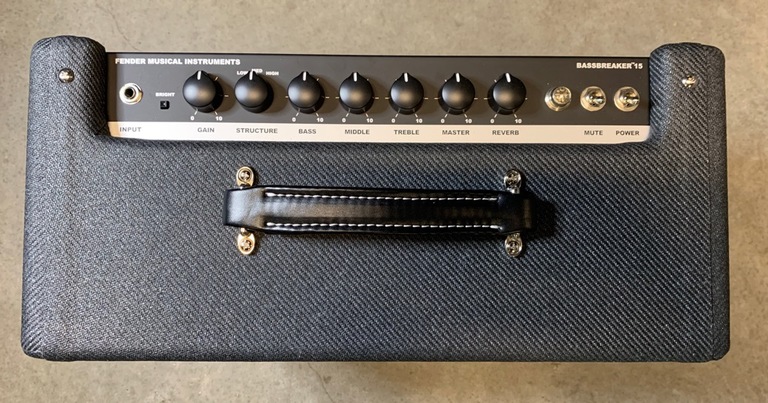 Fender Bassbreaker 15 fit and finish