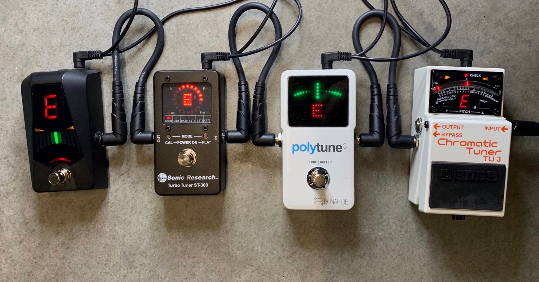 How To Tune A Guitar  Plus 2021 Best Guitar Tuners List