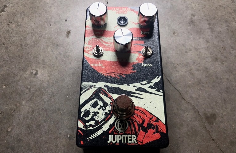 Walrus Audio Jupiter V2 fuzz pedal closeup
