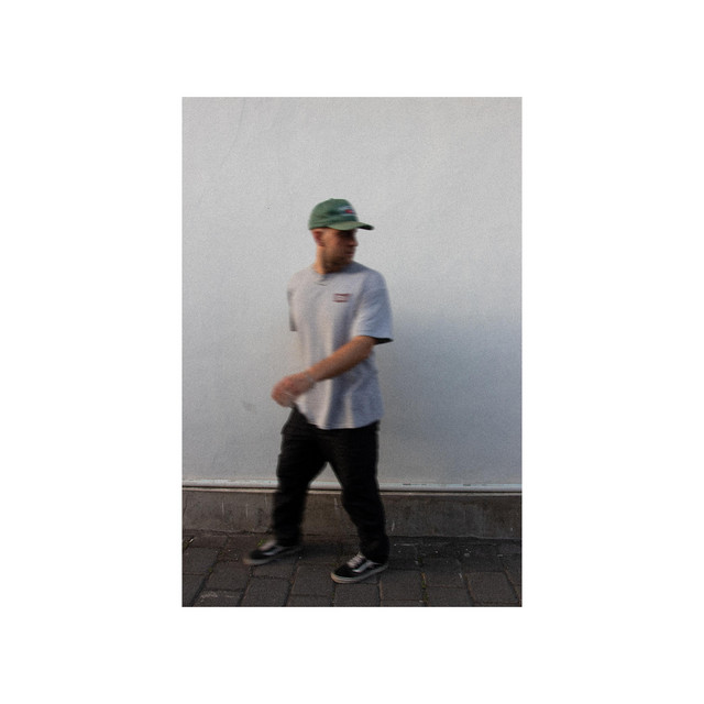 180º