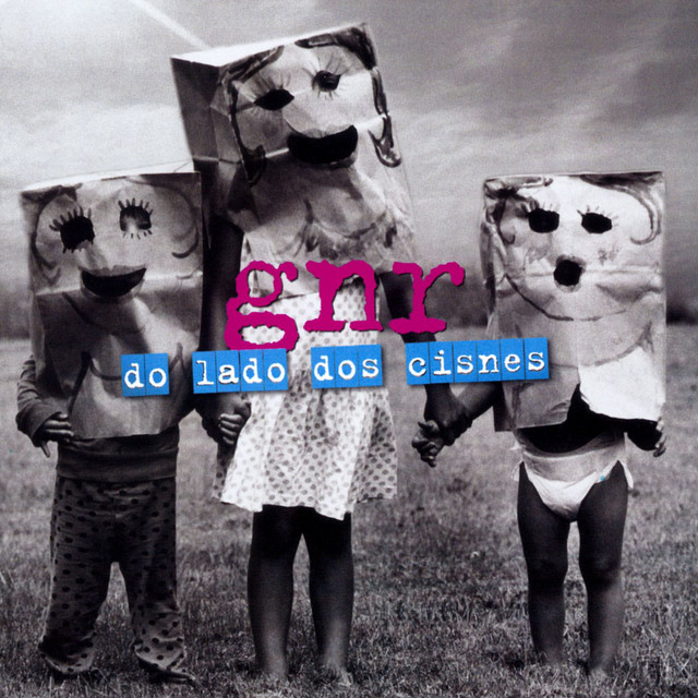 Do Lado Dos Cisnes album cover