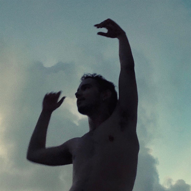 Tagima TW-25 as heard on Rain and Storms by Infinita Madrugada (2020)