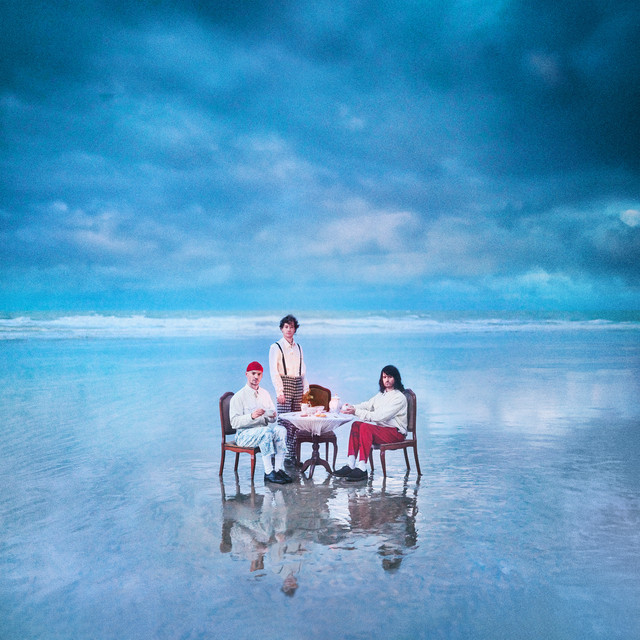 Listen to the whale album cover