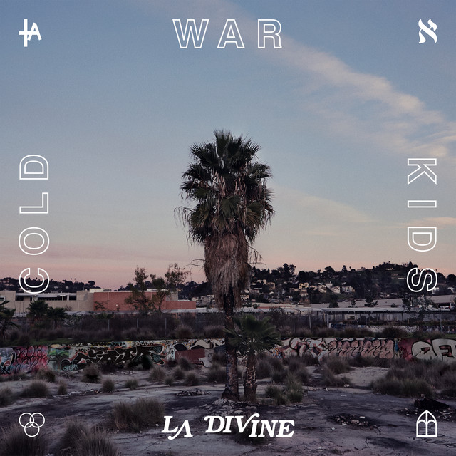 LA DIVINE album cover