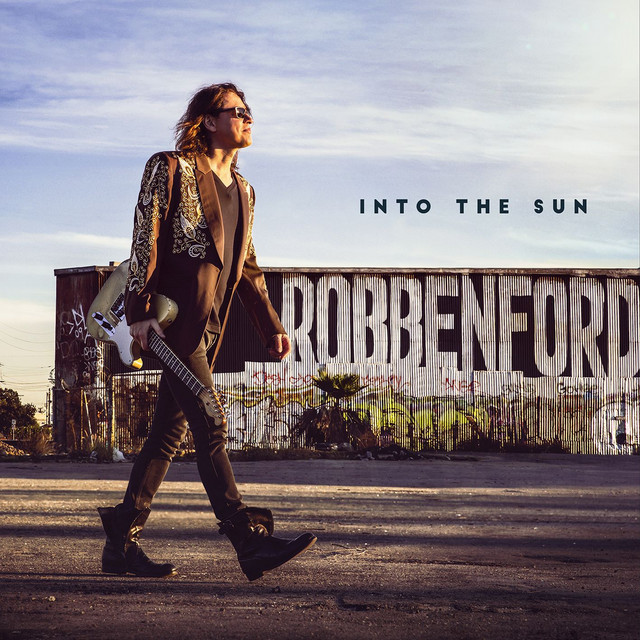Strymon TimeLine as heard on Into The Sun by Robben Ford (2015)