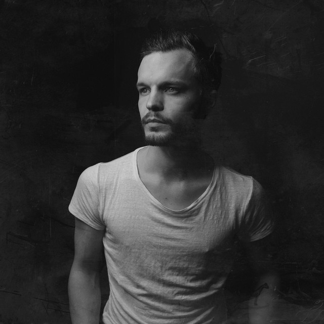 Fender Musicmaster Electric Guitar as heard on Rivers by The Tallest Man On Earth (2016)