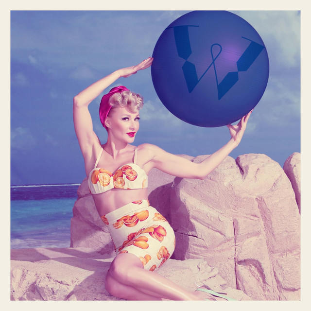 W Extra Edition album cover