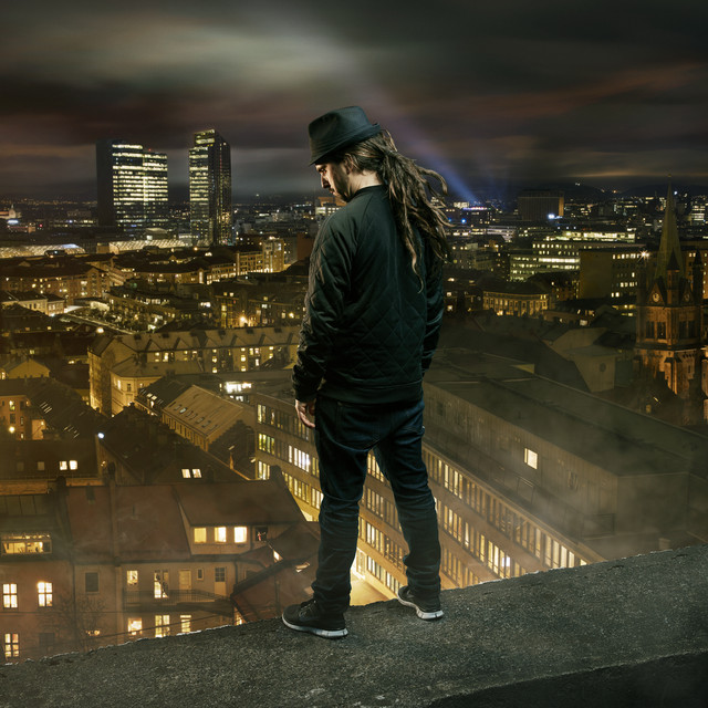 Løvehjerter blant slangene i en tigerstad album cover