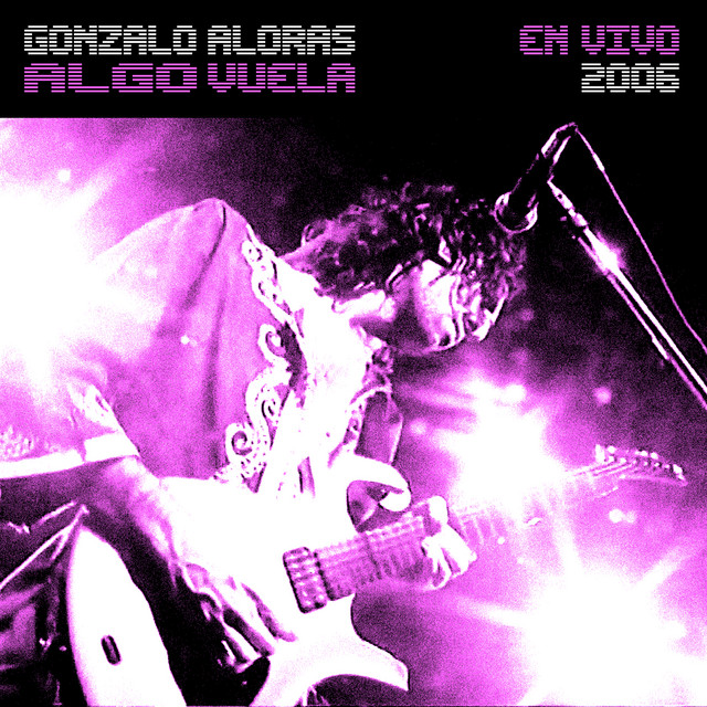 Algo Vuela (En Vivo) album cover