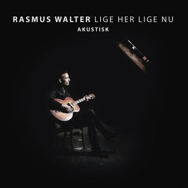 Lige Her Lige Nu (Akustisk) album cover