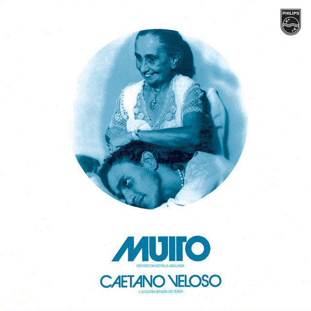 Muito (Dentro Da Estrela Azulada) album cover