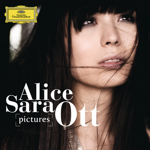 Pictures (Live At Mariinsky Theatre, St. Petersburg / 2012) album cover