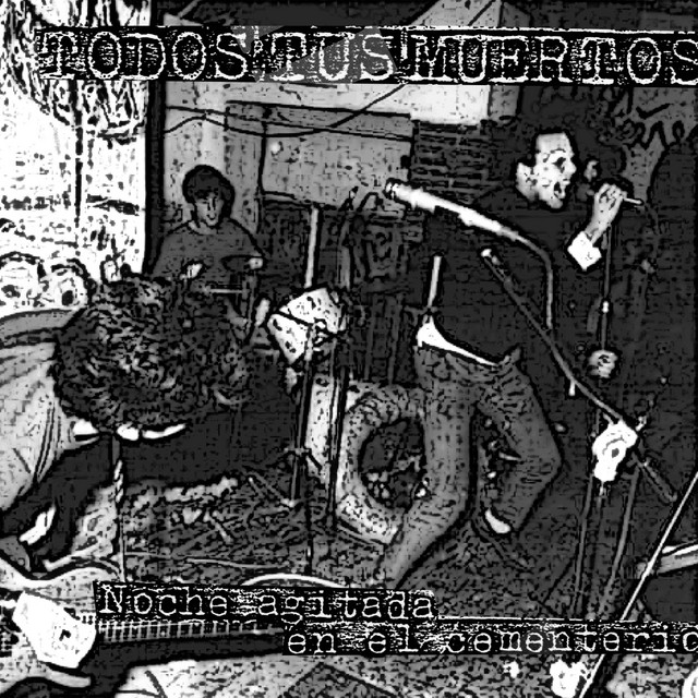 Noche Agitada en el Cementerio (En Vivo) album cover
