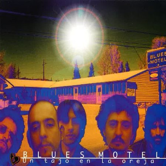 Un Tajo en la Oreja album cover