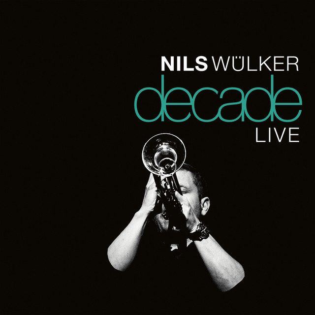 Decade Live album cover