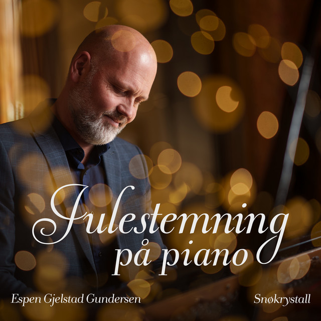 Julestemning på piano - Snøkrystall album cover