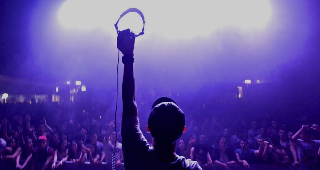 Top DJ Headphones Reviewed | Equipboard Best headphones for djing