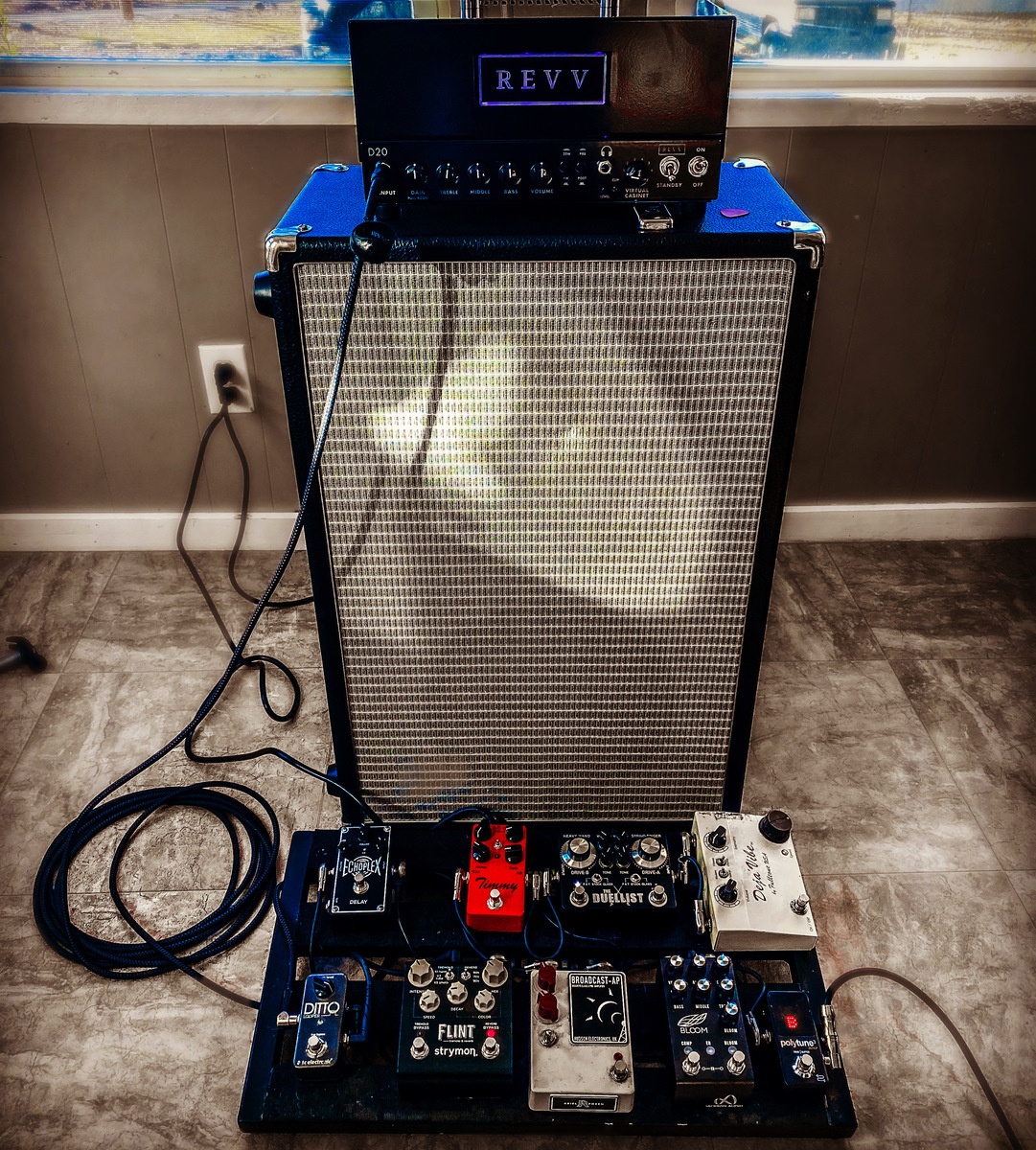 Country Pedalboard by ian_kirk featuring Strymon Flint, TC Electronic Ditto Looper, and Paul Cochrane Timmy and 8 more pieces of gear