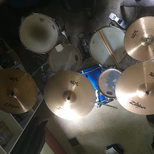 Photo of Zildjian ZBT 16" in a drums