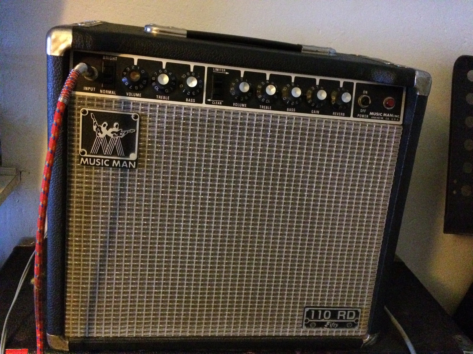 Music Gear Setup by perdeh featuring Music Man 110 RD 50W Combo