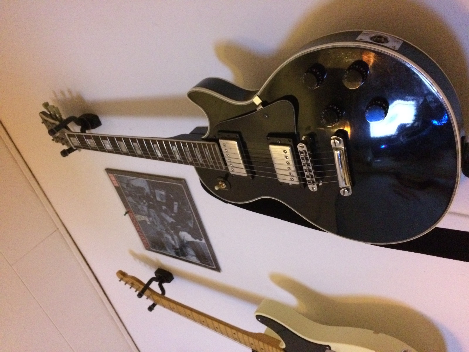 perdeh's music gear photo