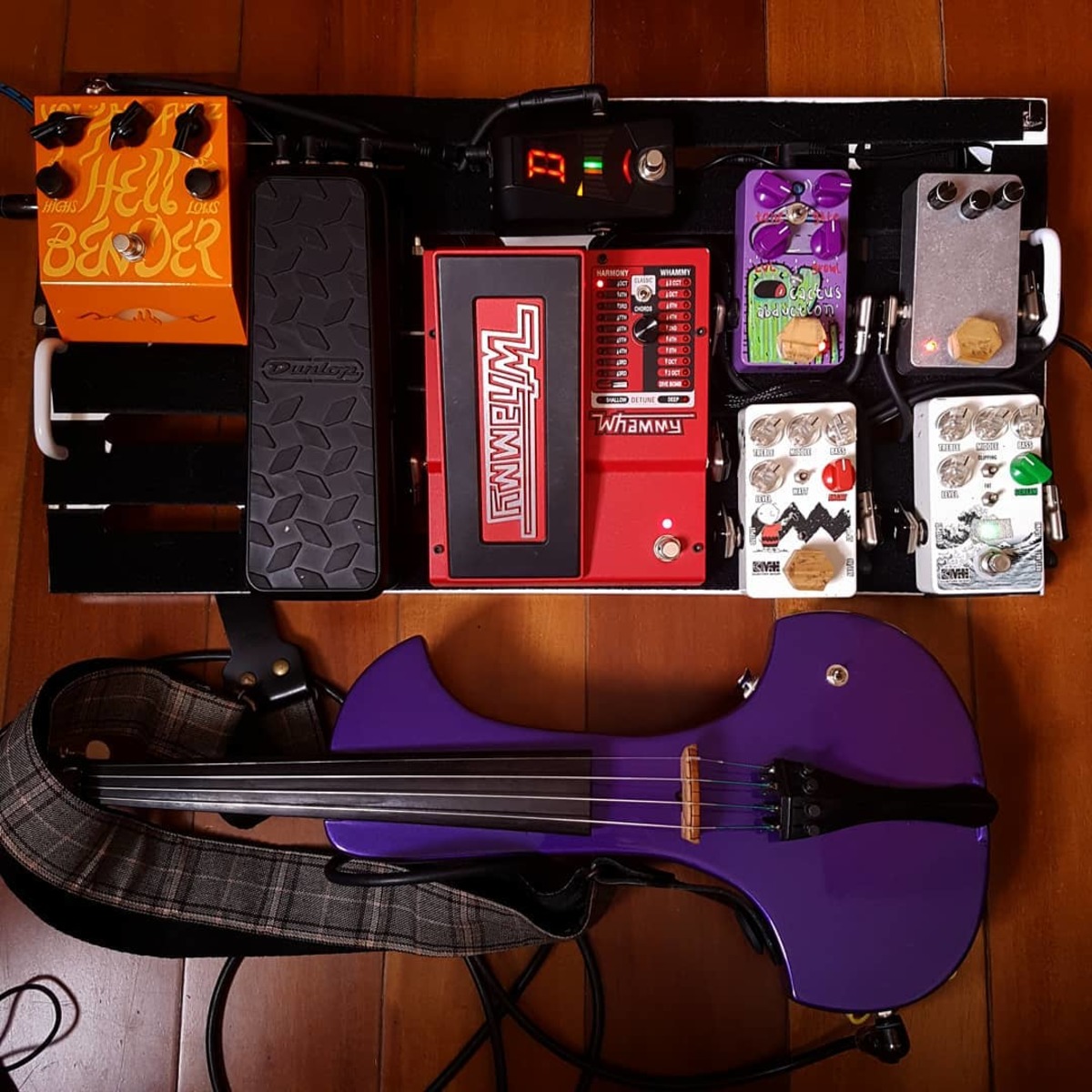 Music Gear Setup by edgeraissate featuring Xotic Effects EP Booster, DigiTech WH-5 Whammy V, and Dunlop DVP3 Volume (X) Pedal and 3 more pieces of gear