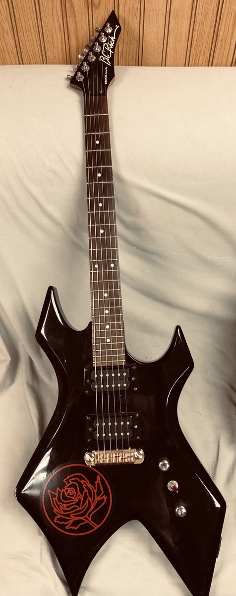 Metal Music Gear Setup by metapizzacat featuring B.C. Rich Warlock