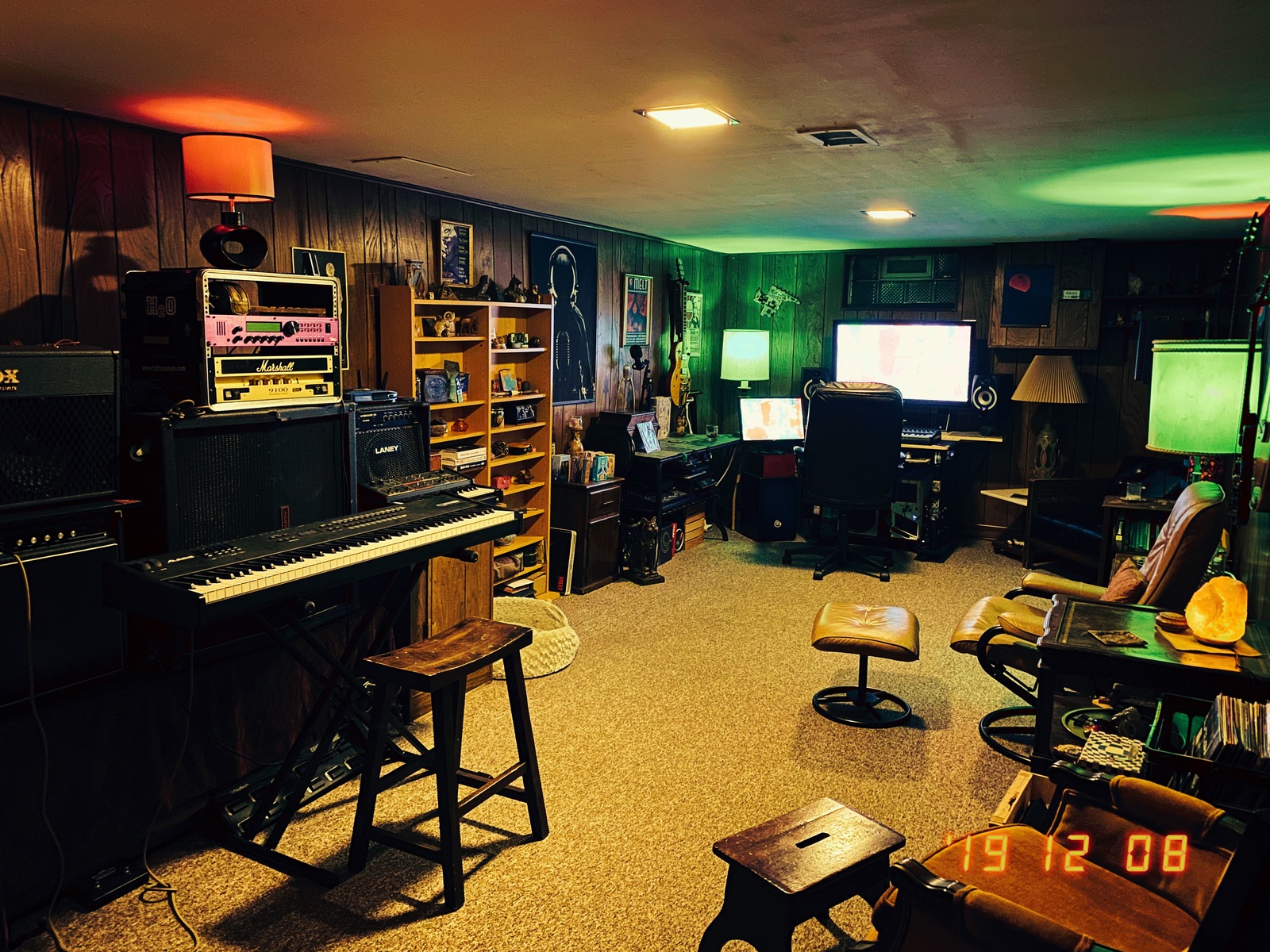 liida's music gear photo