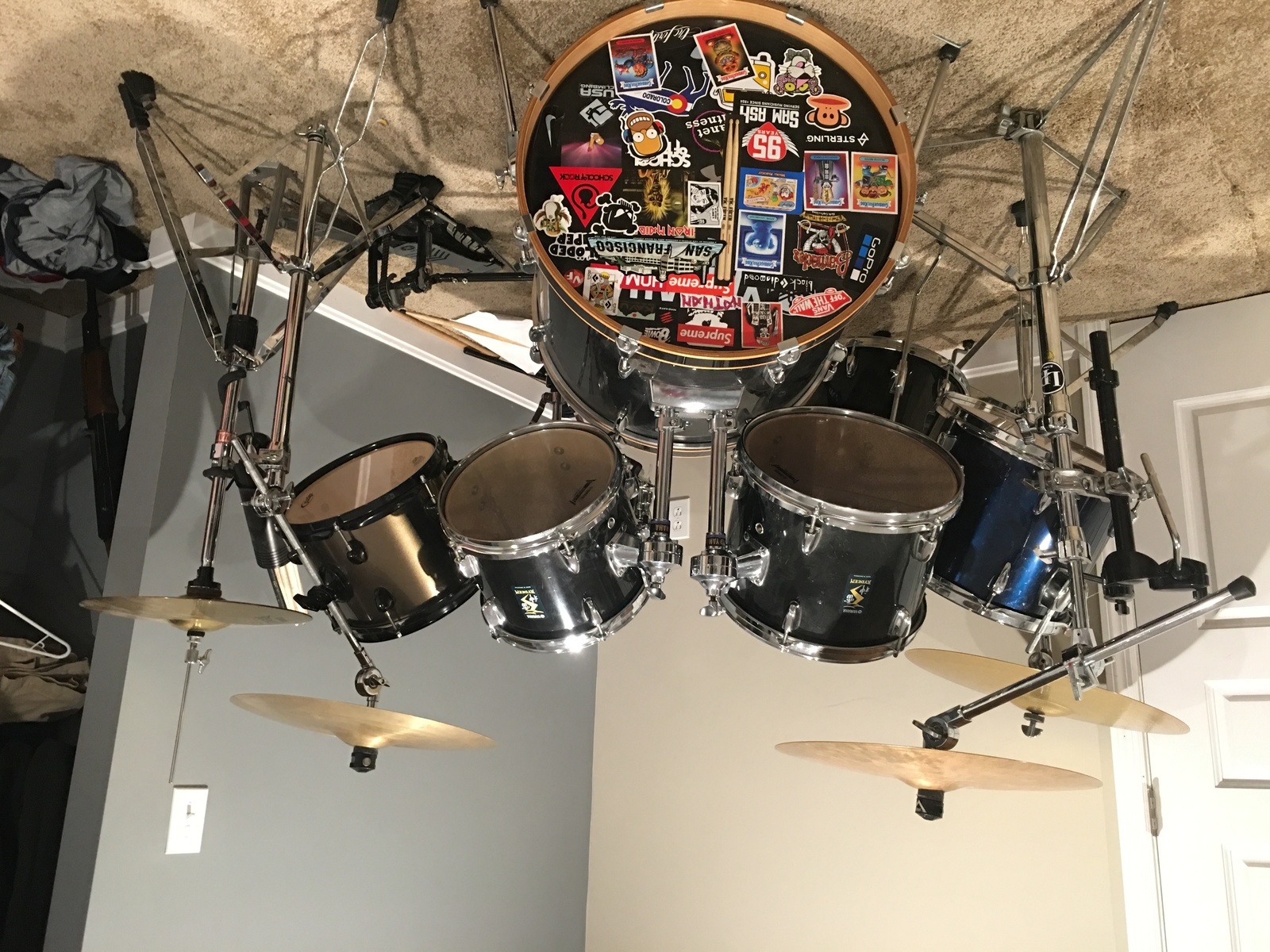 Yamaha Drum Kit by nathan_schmidt featuring Sonor Short Boom Arm Cymbal Stand, Yamaha Rydeen Drumset, and Yamaha Flying Dragon DFP9310 Double Bass Drum Pedal and 2 more pieces of gear