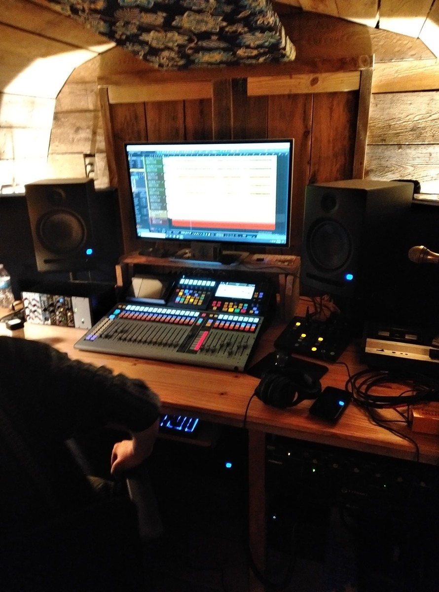 Electronic Studio Setup by dustincomorski featuring PreSonus StudioLive 24 Series III digital mixer, Rupert Neve Designs 511, and Radial Komit Compressor and 1 more piece of gear