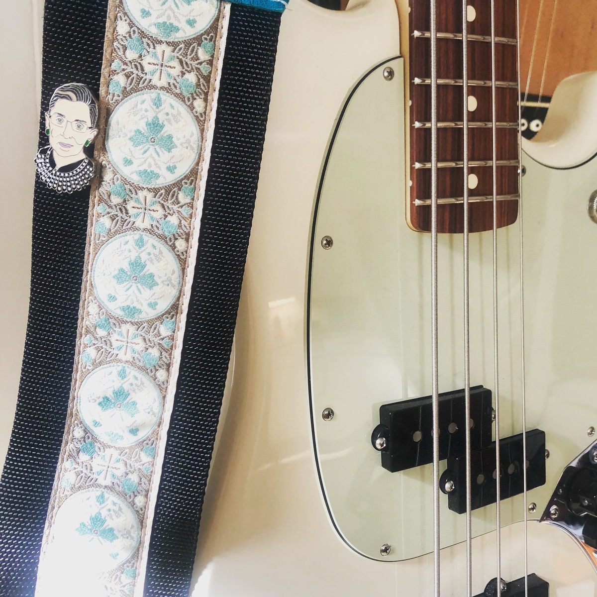 Music Gear Setup by kimber_anderson_mitchell featuring Fender Mustang PJ Bass