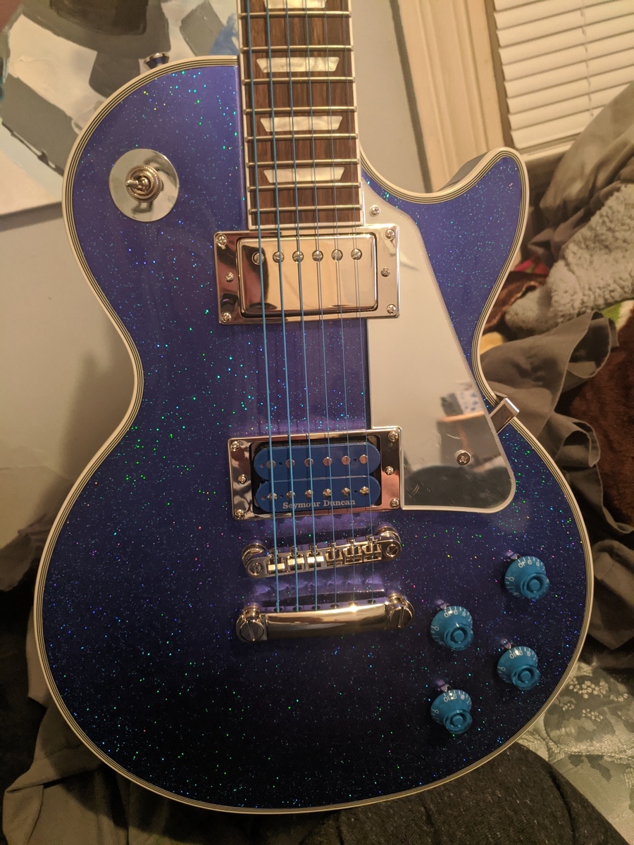 Epiphone Music Gear Setup by andrew_gruden featuring Epiphone Tommy Thayer Les Paul and DR Strings DR NEON Electric Strings, Multi-Color