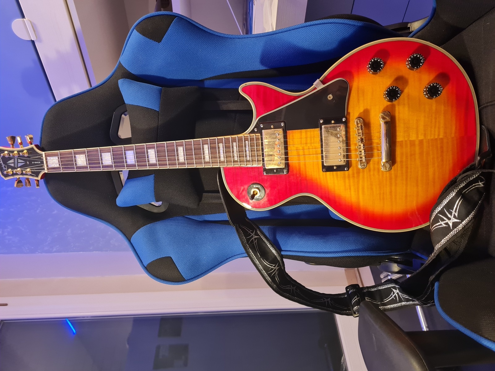 Metal Music Gear Setup by dae featuring Epiphone Les Paul Custom