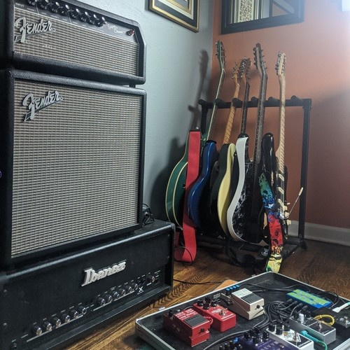 Photo of Vitoos ISO4PLUS and more gear in a studio, guitar, and pedalboard