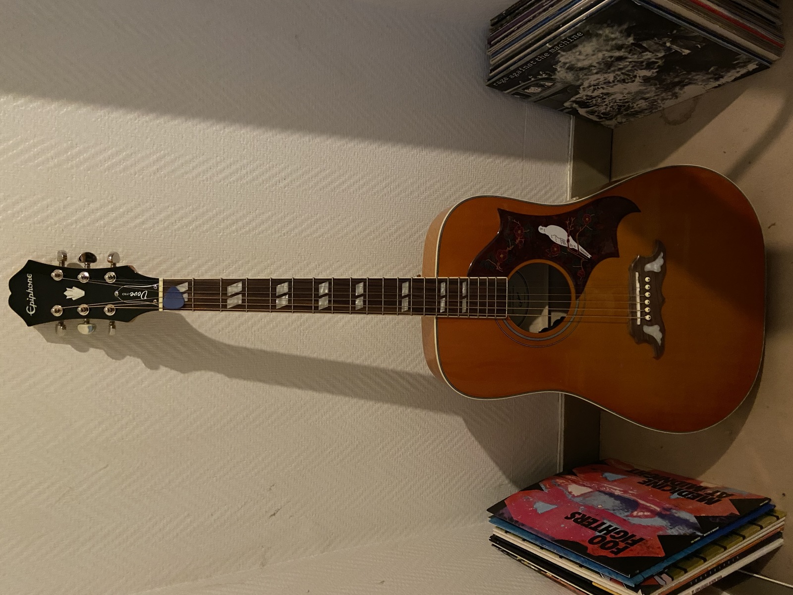 Music Gear Setup by matisse_dion featuring Epiphone Dove Pro