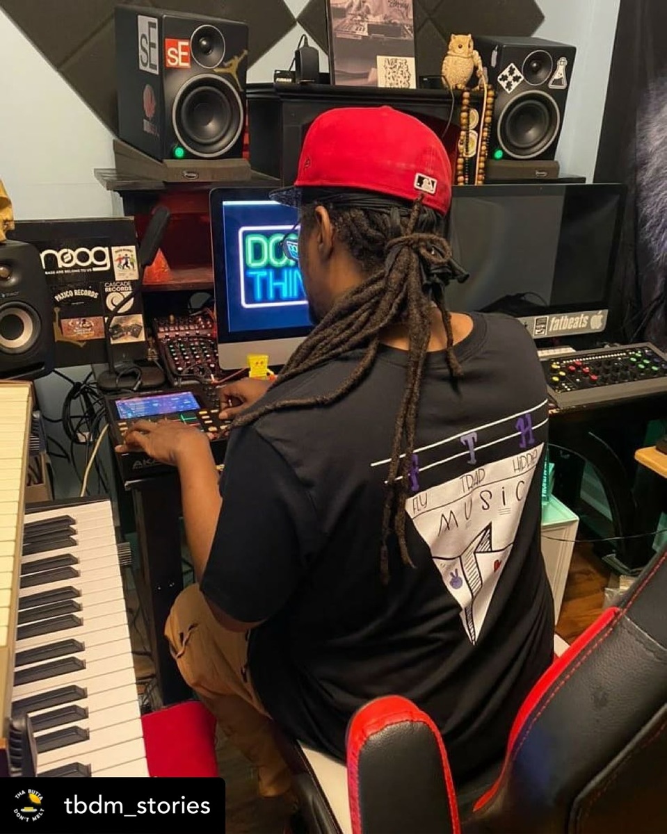 Electronic Studio Setup by gregory_grant featuring Korg MicroKORG, Apple iMac (General), and Softube Console 1 MKII and 1 more piece of gear
