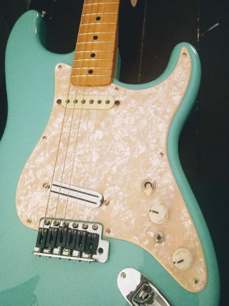 Music Gear Setup by artifex_adrift featuring Fender Vintera 50s Stratocaster
