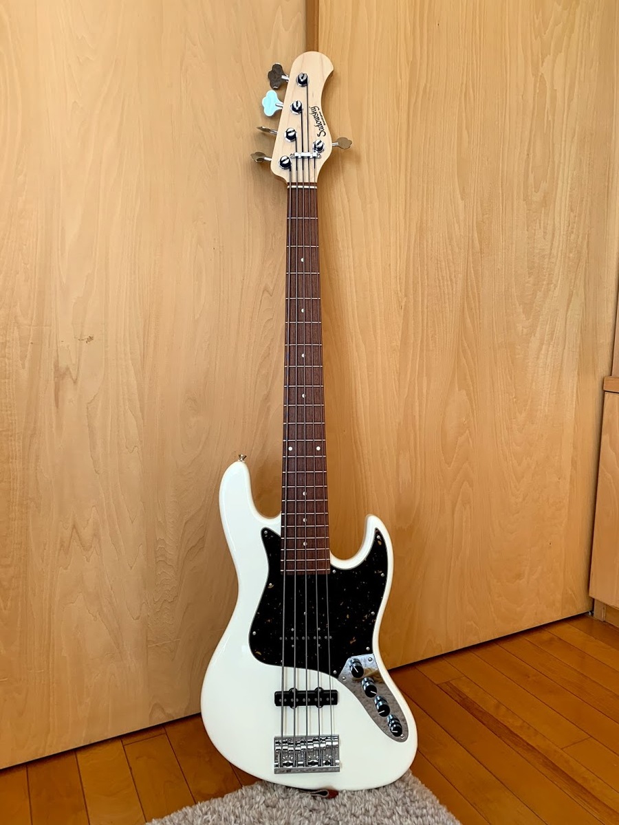 isisi's music gear photo