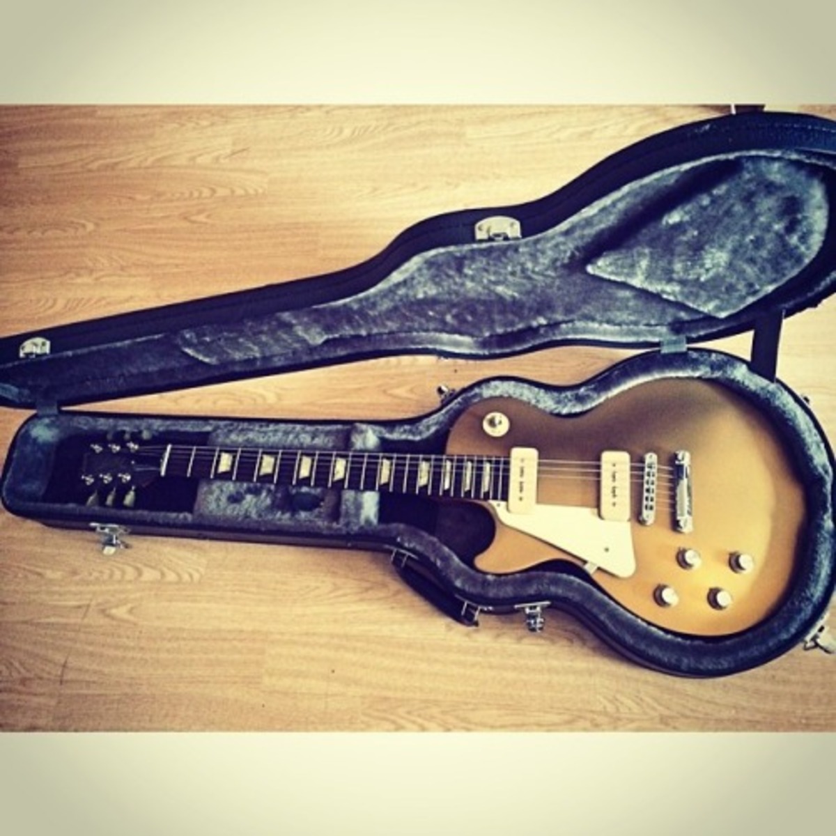 Music Gear Setup by andreacaccese featuring Gibson Les Paul 60's Tribute Goldtop