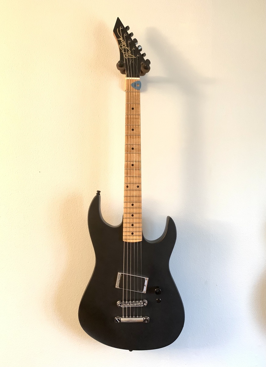 Music Gear Setup by damnlazy featuring B.C. Rich Gunslinger (USA)