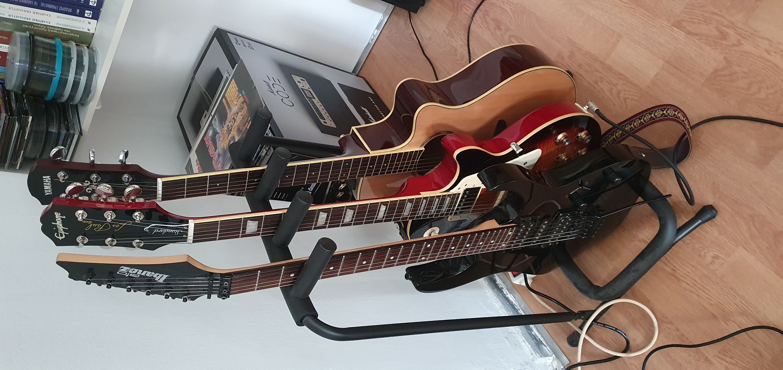 Music Gear Setup by varg83 featuring Ibanez GIO GRG270, Yamaha APX600, and Epiphone Les Paul Standard '60s