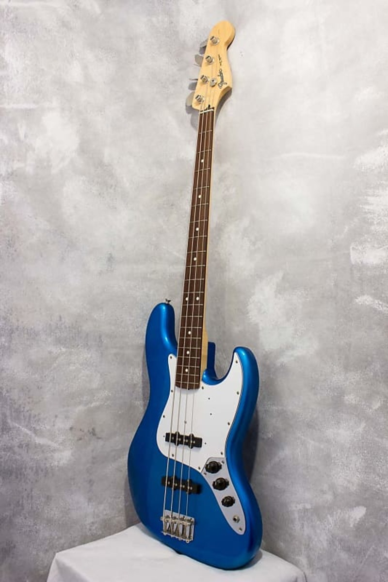 Music Gear Setup by dotti_wellard featuring Fender Jazz Bass
