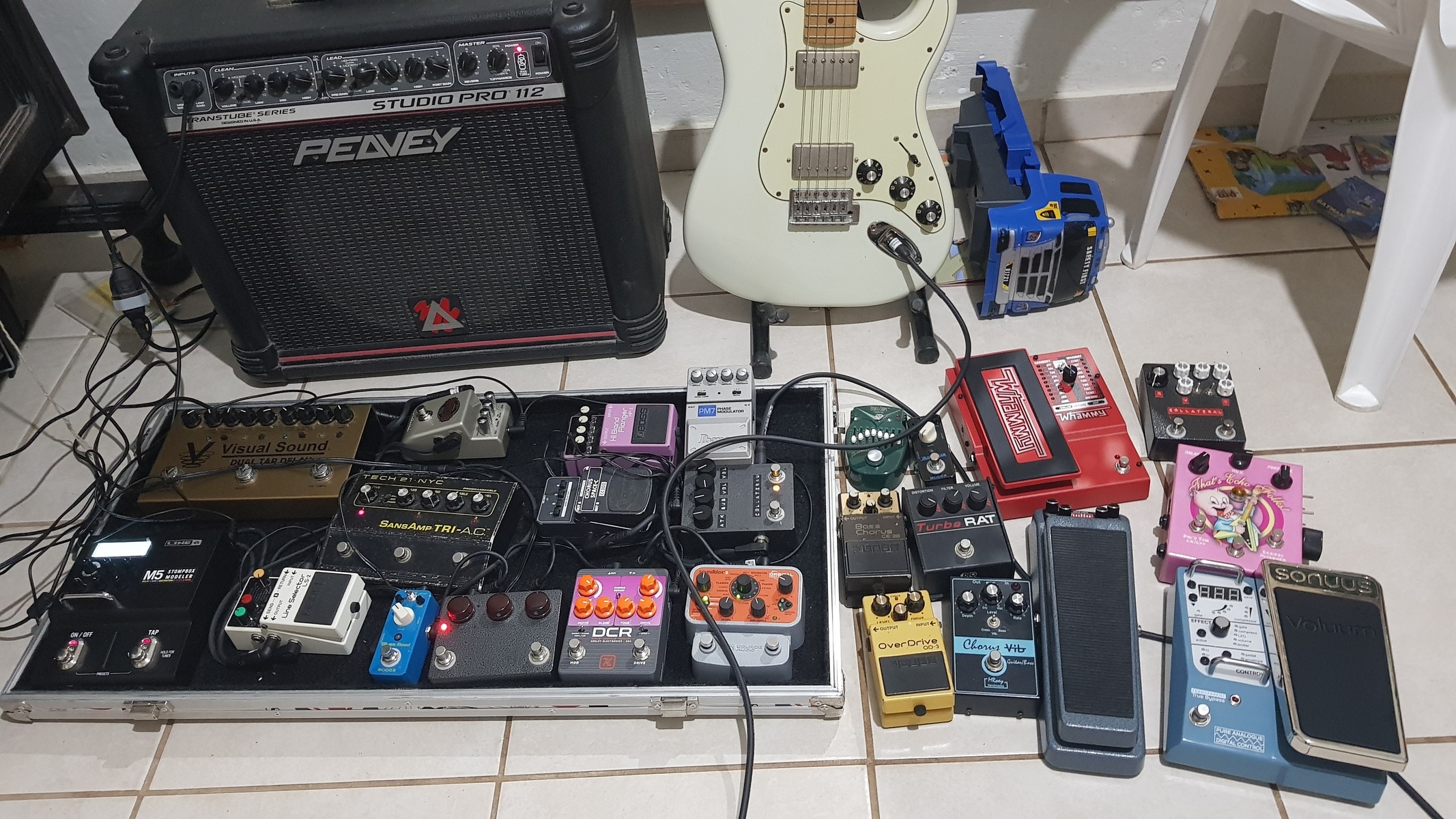 Pedalboard by eduardo_bahia featuring Boss LS-2 Line Selector, DigiTech WH-5 Whammy V, and Boss OD-3 OverDrive and 18 more pieces of gear