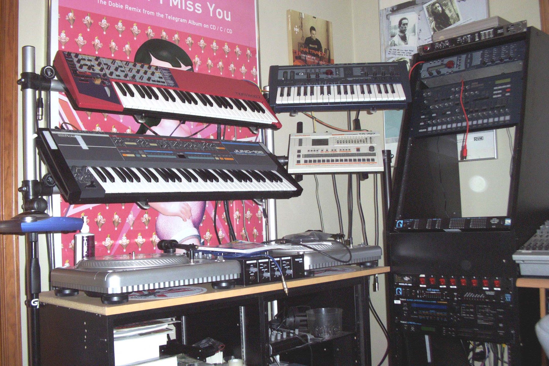 Electronic Studio Setup by dj_k9 featuring Clavia Nord Lead 2 Synthesizer, Roland Juno-106, and Waldorf Micro Q Keyboard Synthesizer and 7 more pieces of gear